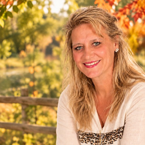 @@1975veronica