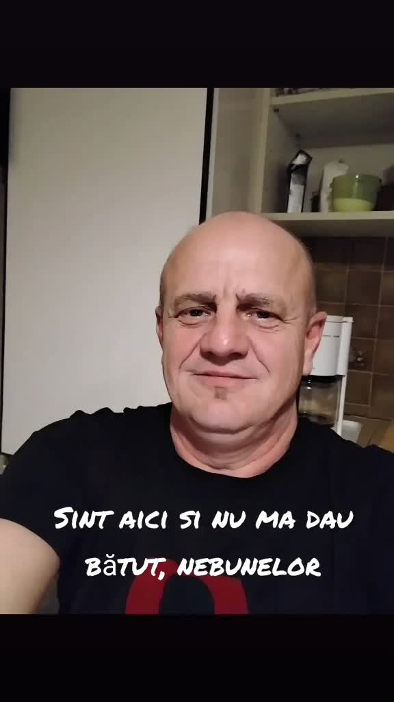 vă țuc nebunelor