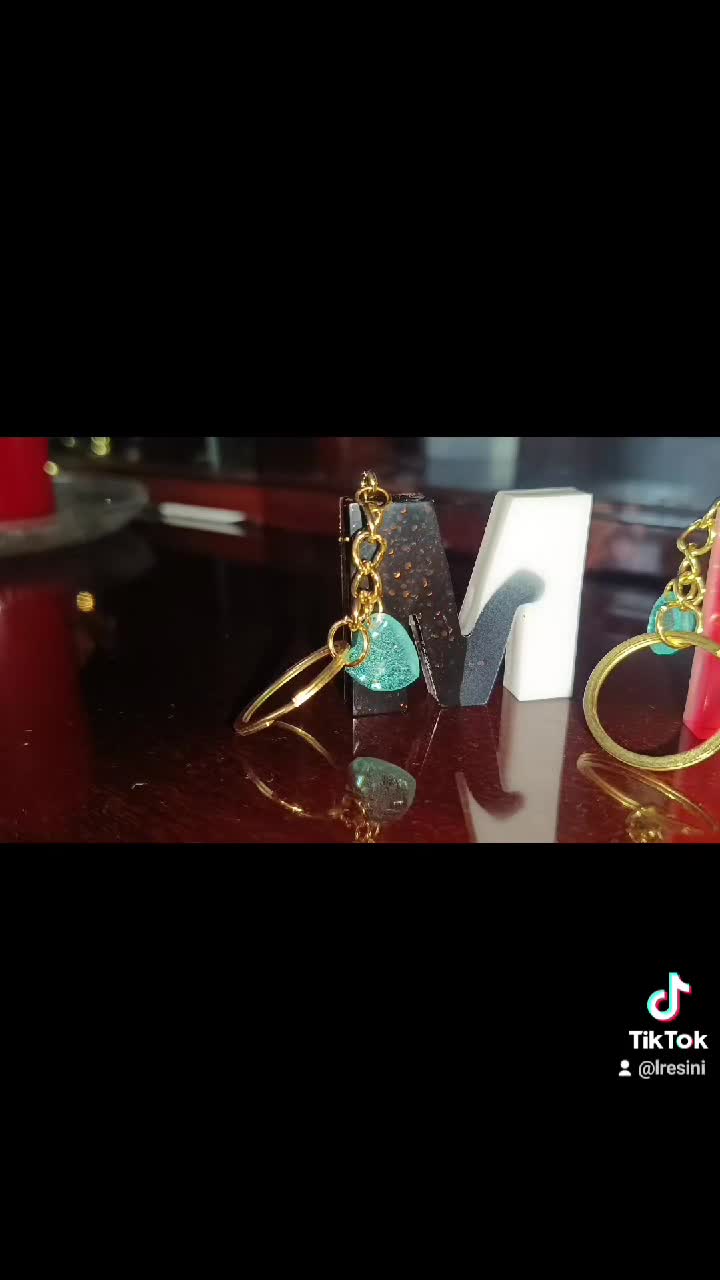 #resin