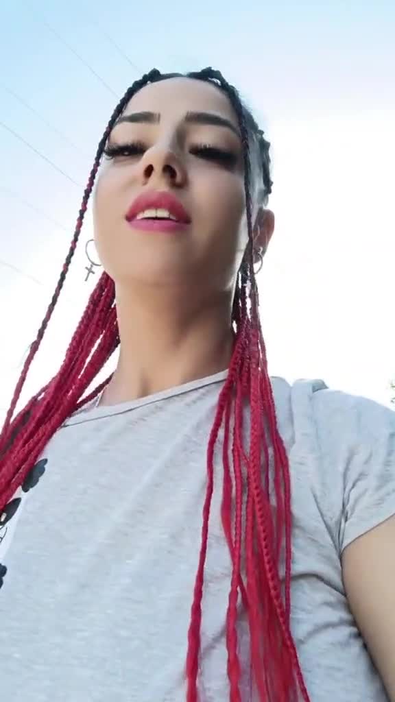 Vreau sa ajung la 200 de urmăritori ,lasă un follow dacă vezi asta ,dau back 💖😍💪