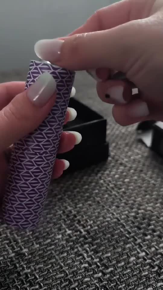esenta mea preferata merge cu mine peste tot!
unde mai pui ca am cate o culoare diferita pt fiecare geanta ❤️