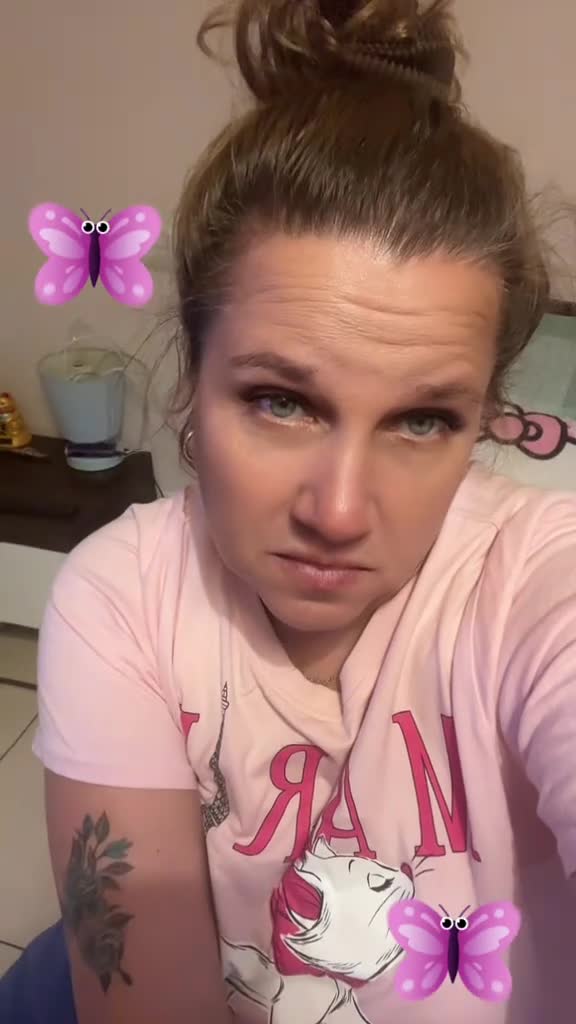 Video de @Mimicaclau