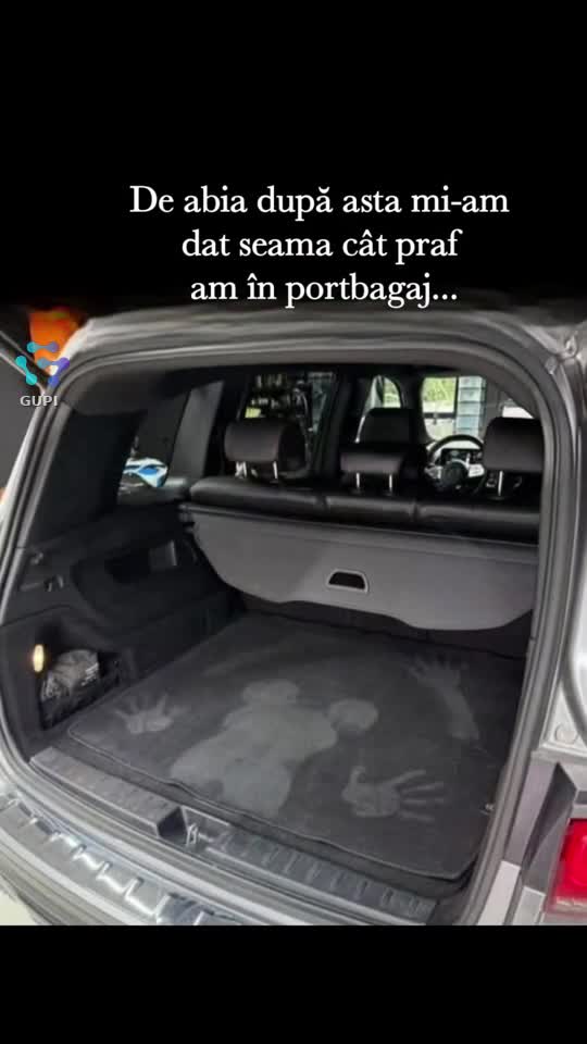 de abia după asta... mi-am dat seama cât praf am în portbagaj...😁😁😁