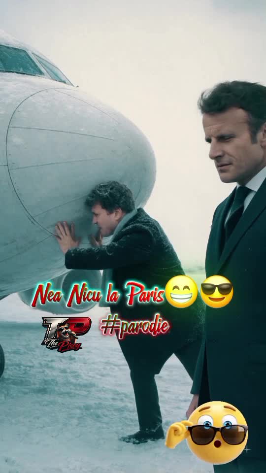 Nea Nicu la Paris😁😎