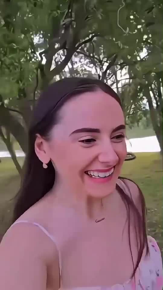 free vid cu cocos Cristina☺️