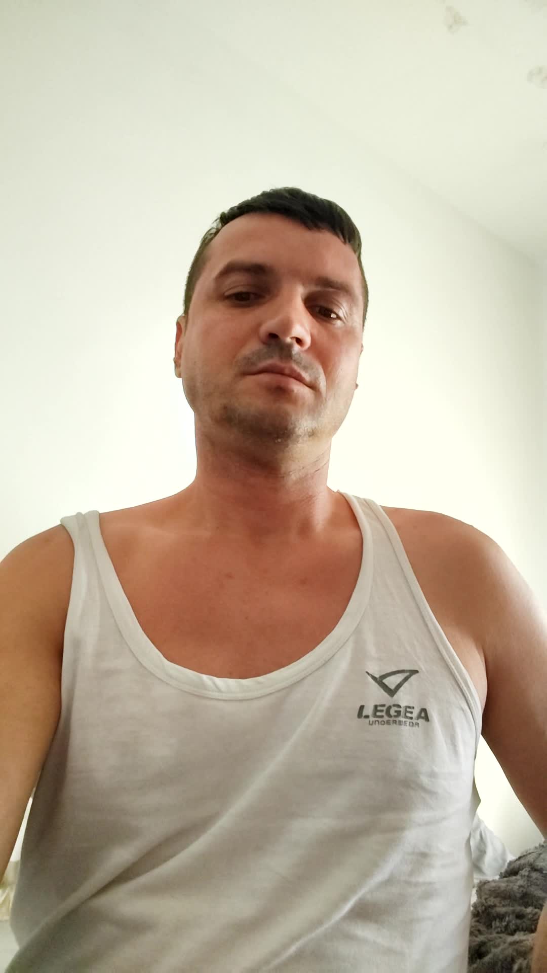 Unde