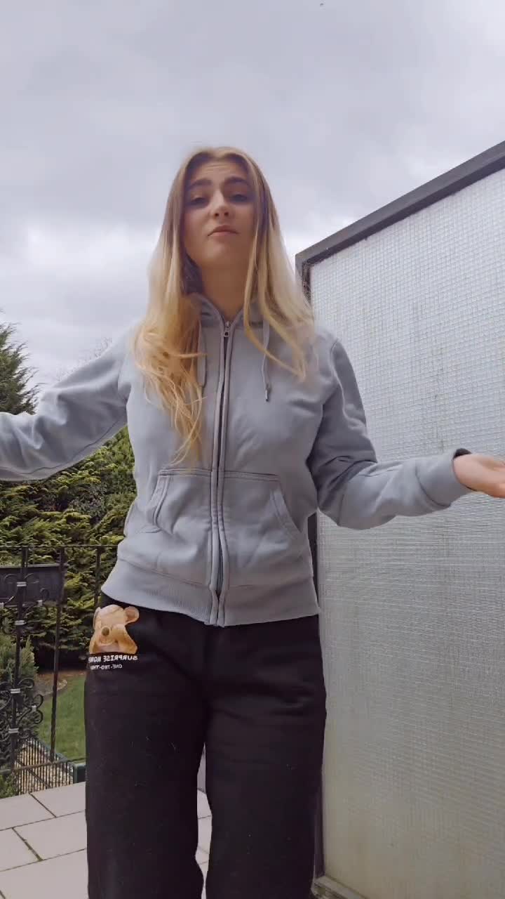 🤪🤗