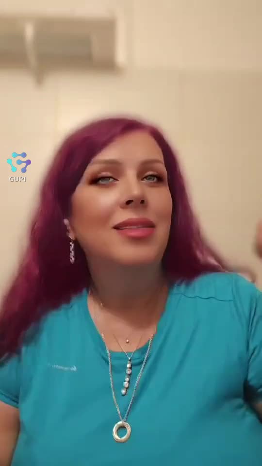 aş iubi dar n-am pe cine...🤔🤭