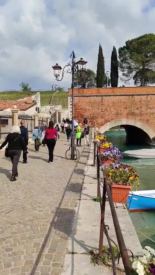 Podul VOLTONI Din Peschiera Del Garda ⛵🇮🇹          ălătorii