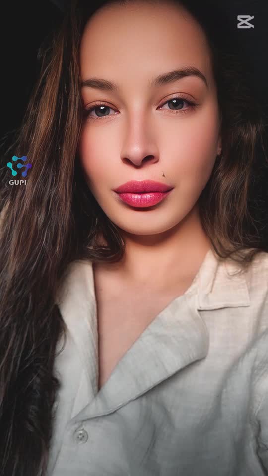 Ce combinație ciudată în a avea un caracter atât de puternic, dar un suflet atăt de sensibil.💚🫂🦋🥰🥂