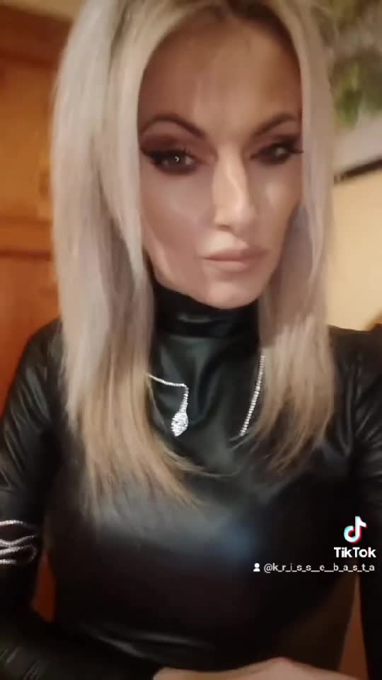 #blondie