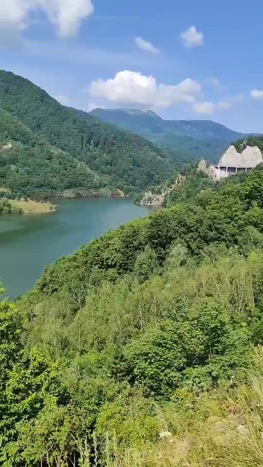 Lacul SIRIU (BZ)🇷🇴   ău    âulbuzău  âncateherău