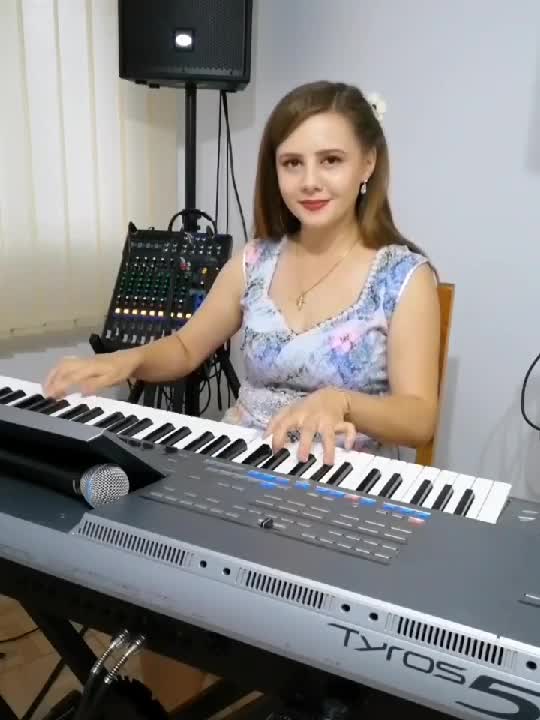 https://www.youtube.com/@pavelvanearey21