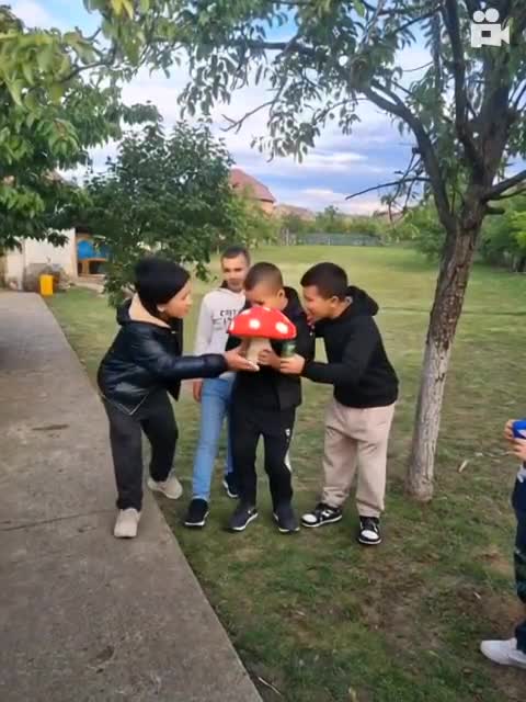 când ,îți place Ciucaș de mic 🤣🤣🤣
