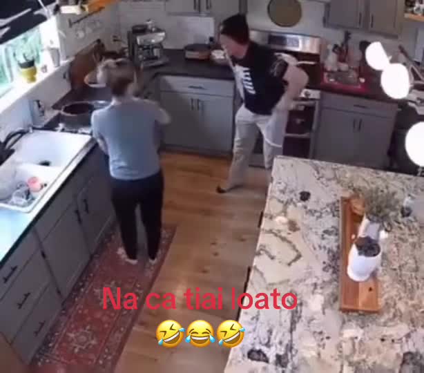 vezi cu cine te pui