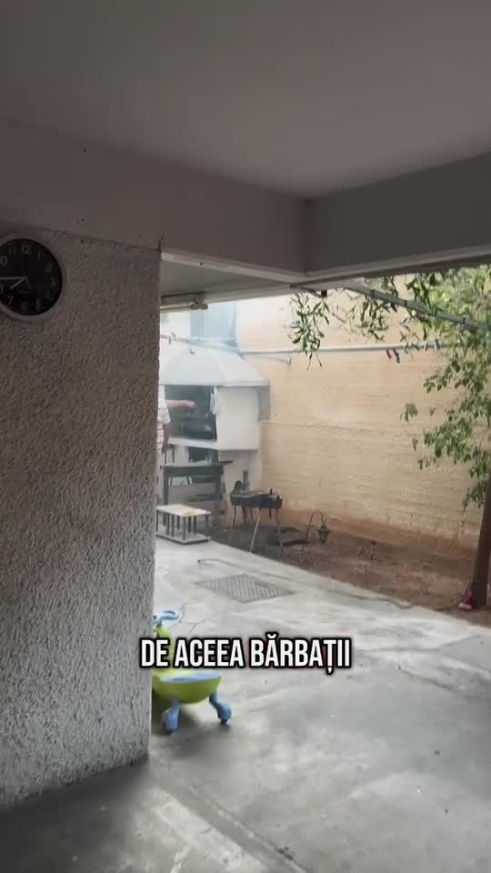 bărbați iubesc cea ce văd, femeile?🤣🤣
