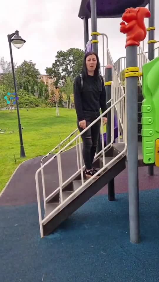 Așa mă distrez eu...
