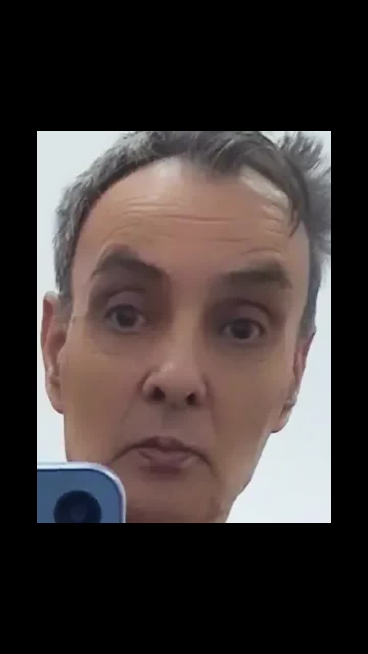 # 🫰