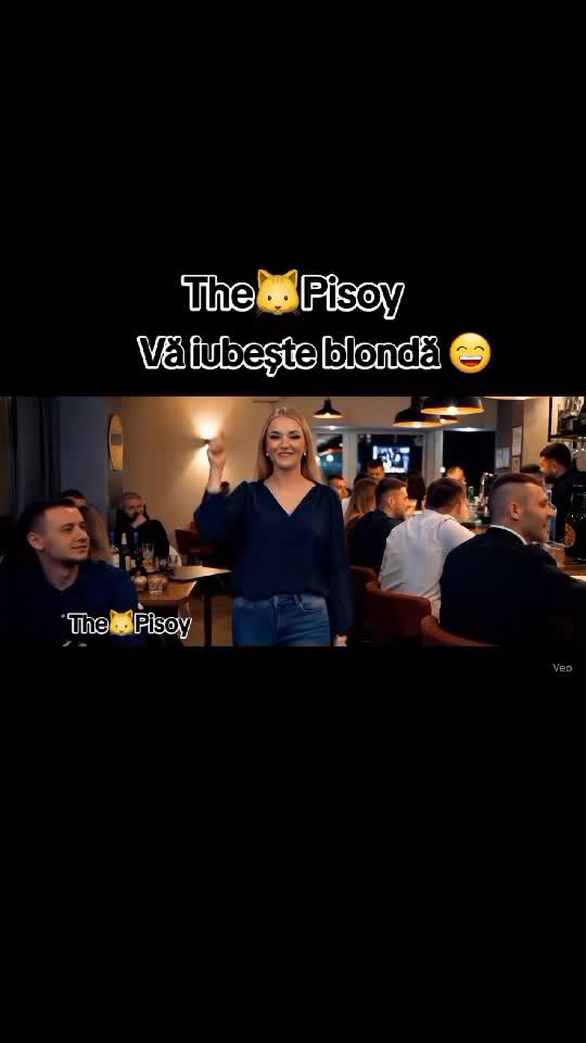 Vă iubește blonda😁