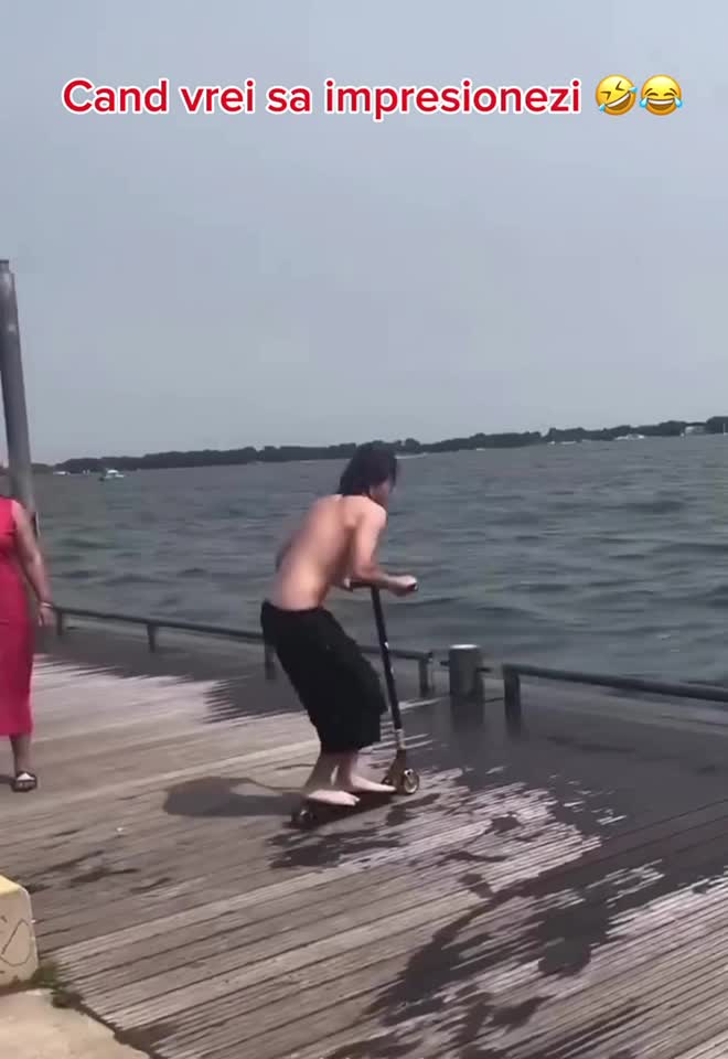 😂😅🤣