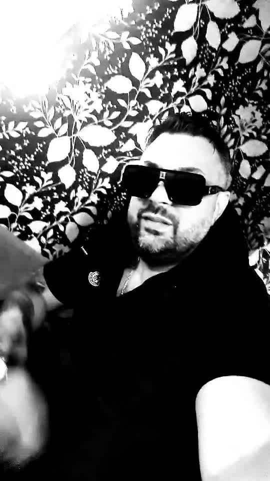 Video de @83danydany