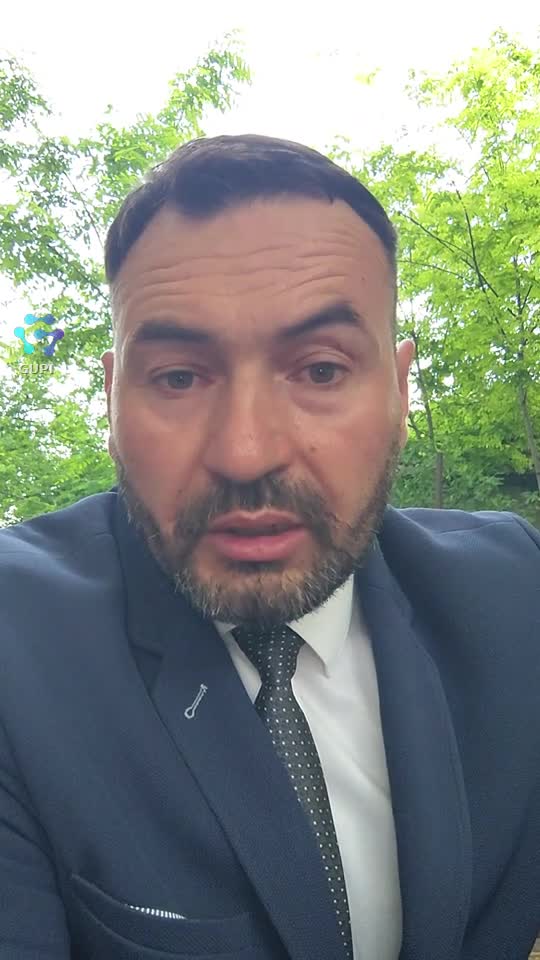România are nevoie de politicienii să o reconstruiască nu să o jefuiască|||{"overlays":[{"text":"Cristian Timofte","x":0.23155577612704917,"y":0.8249350392345817,"fontSize":26.0,"color":4283215696,"isEmoji":false}]}
