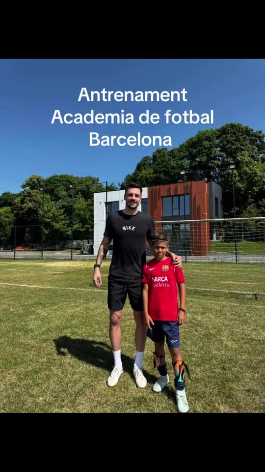 Mario Badauta cu Adrian Burca la Academia de fotbal Barcelona
