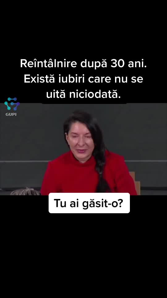Povestea lor, o iubire care nu a dispărut cu adevărat… ❤️
În 1975, Marina Abramović și Ulay s-au întâlnit și au devenit nu doar un cuplu, ci și partene