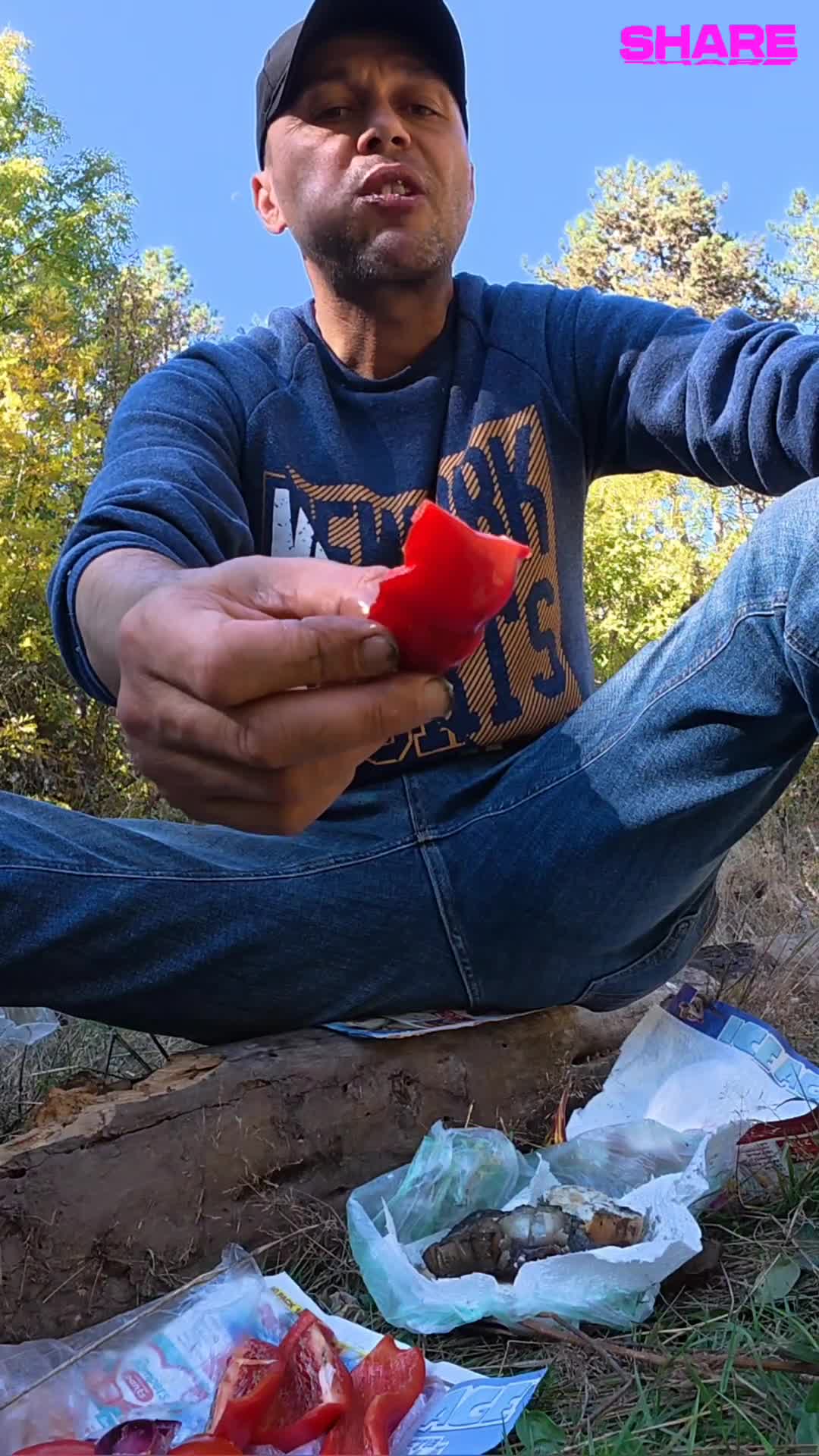 O plimbare pe deal lângă Gherla, un foc în natură și slănină prăjită. 🔥🥓 O zi simplă și autentică în mijlocul naturii!