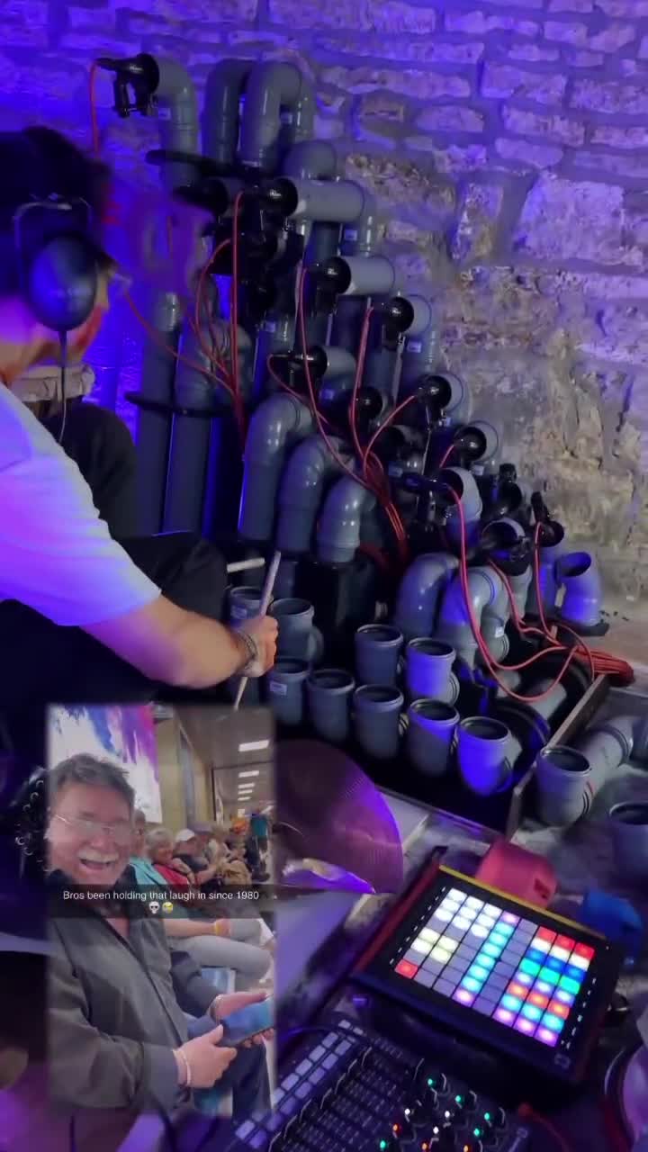 🔊🔊🔊🎶🎶🎵🎵
