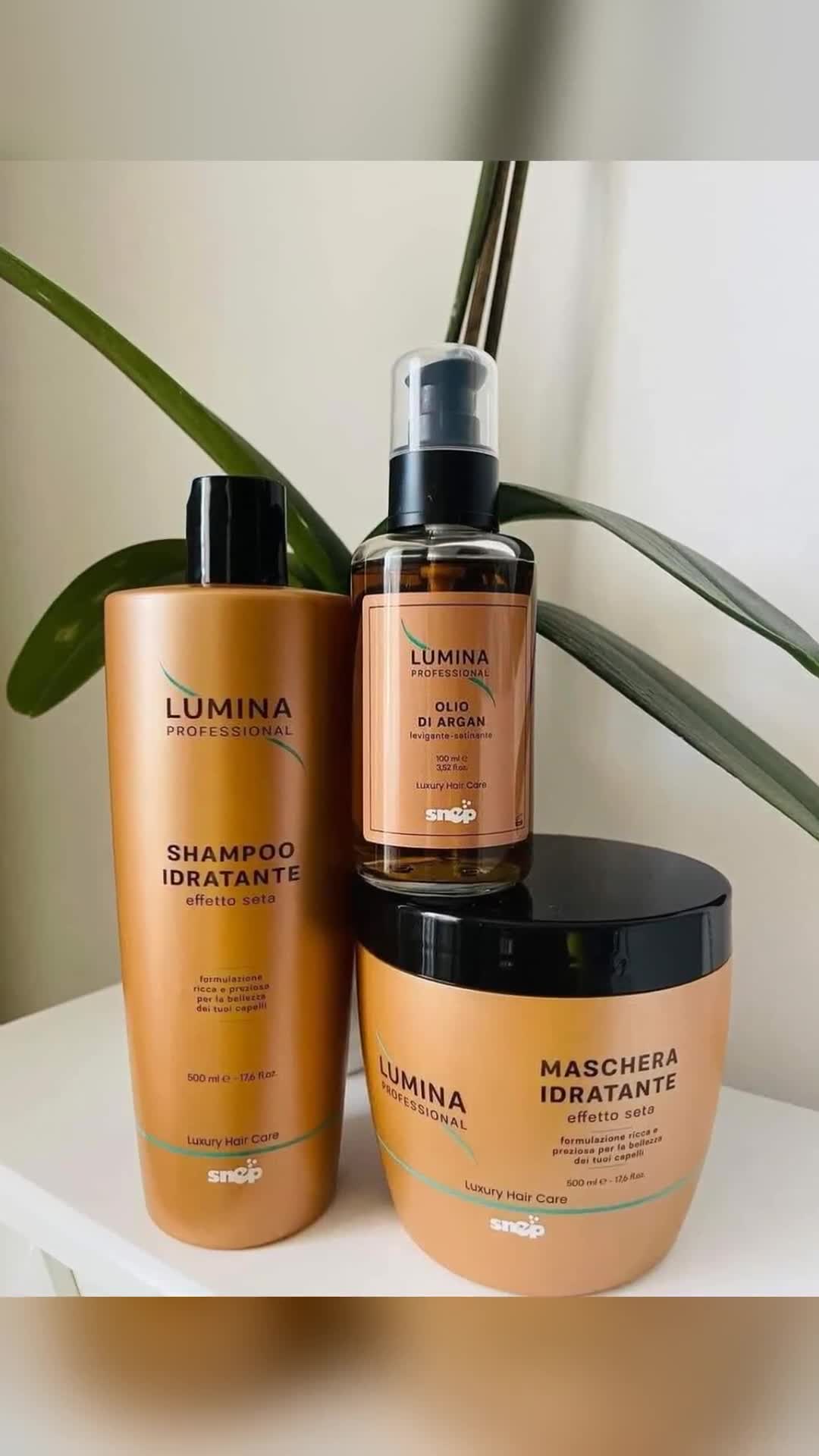 ✨ RĂSFĂȚ PENTRU PĂRUL TĂU, ZI DE ZI! ✨💆‍♀️

Un păr frumos începe cu îngrijirea potrivită. 💖

🌸 Gama LUMINA Professional îți oferă o rutina zilnică