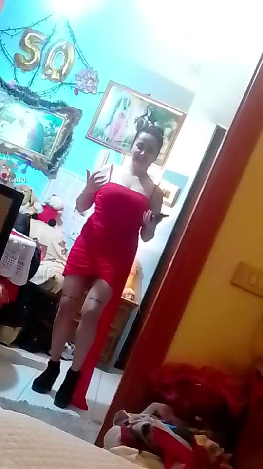 ❤️🫂❤️🫅👈