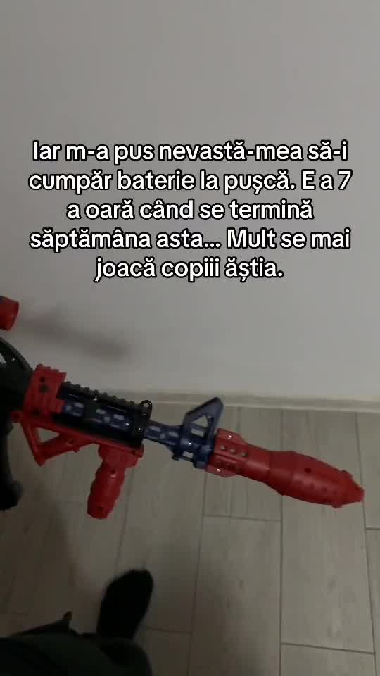 ați cumpărat și voi baterii la jucării?