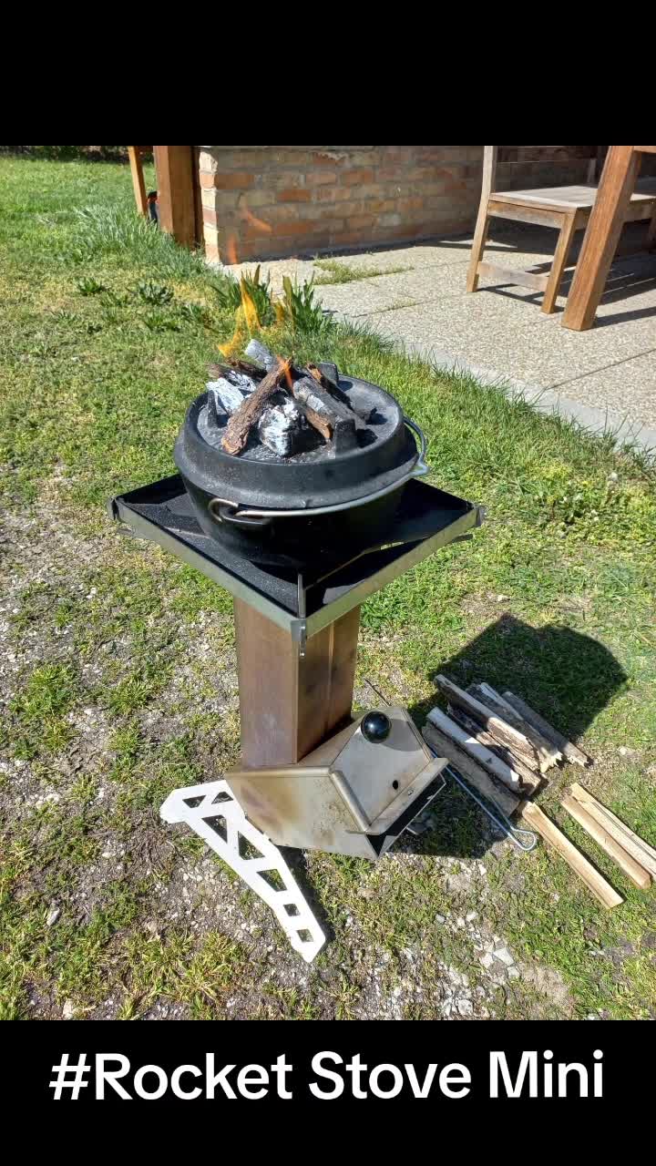 GRILL BBQ VENTU
Rocket Stove