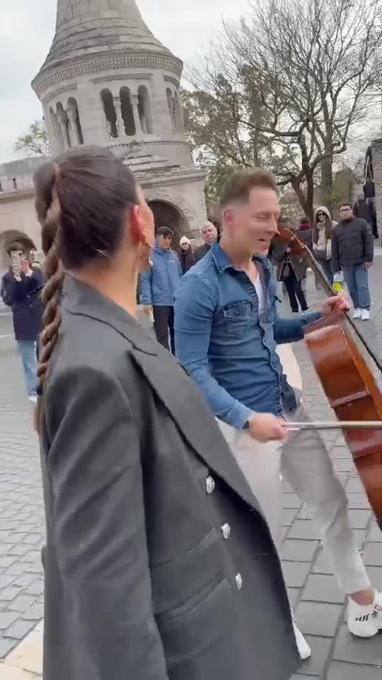 👋👋