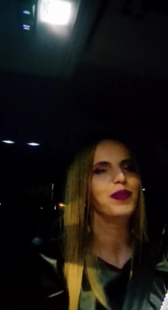 Video de @GinaMyhaela