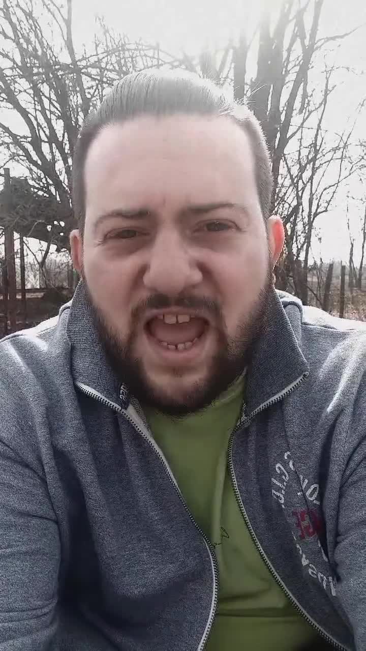 Cei care doriți să mă ajutați cu o abonare la canalul meu de YouTube, v-am lăsat în descriere un link. Apăsați pe el. Vă mulțumesc anticipat!