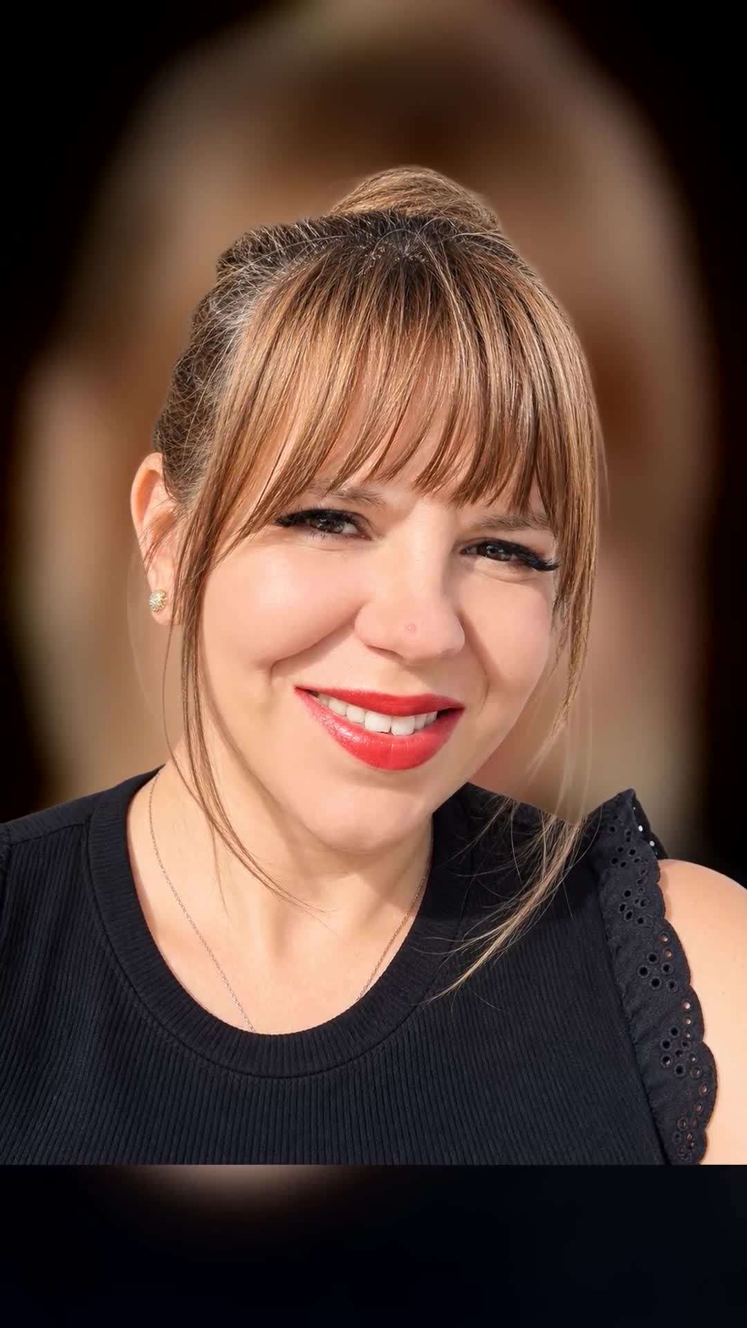 Ai amânat destul ceea ce sufletul tău îți cere de mult. Nu trebuie să schimbi totul într-o zi. Începe prin a nu te mai abandona pe tine pentru ceilalț|||{"overlays":[{"text":"Nu mai amâna întâlnirea cu tine.\nTransformarea începe în momentul în care îți dai voie să te alegi, să te asculți și să trăiești în acord cu tine.","x":0.06181640625000003,"y":0.6746198830409358,"fontSize":14.0,"color":4294967295,"isEmoji":false}]}