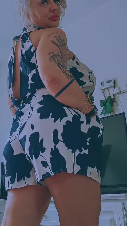 😘