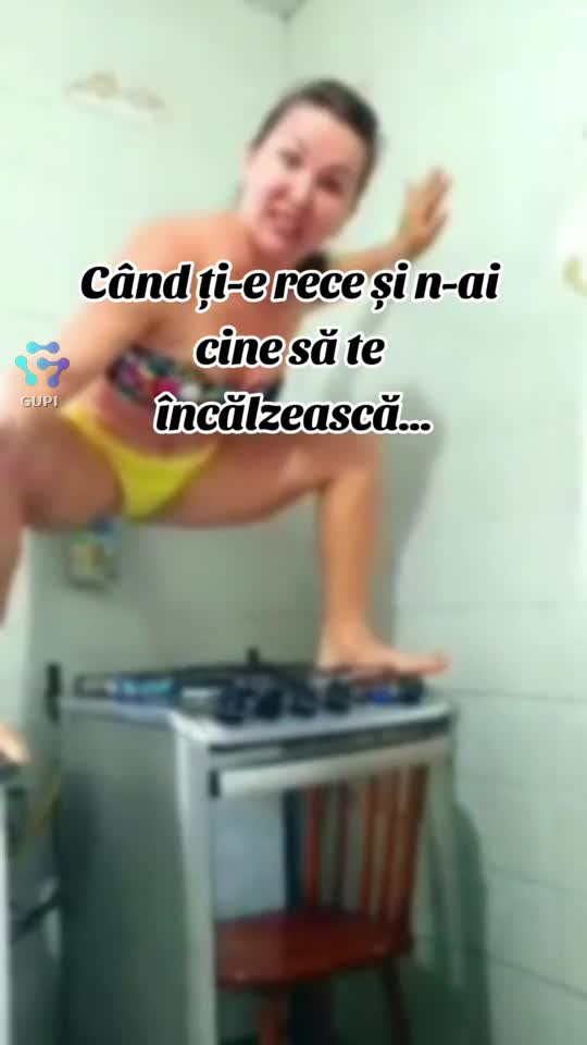 când nu ai cine să te încălzească...😂😂😂