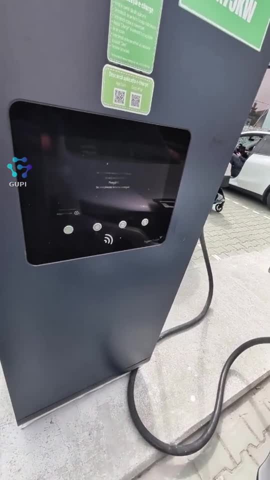 📞 DETALII & COMENZI AUTO ITALIA: 0728 130 308 🇮🇹🏎️
​În acest Short vedem ce înseamnă să încarci un EV în viața reală. Am testat Leapmotor C10