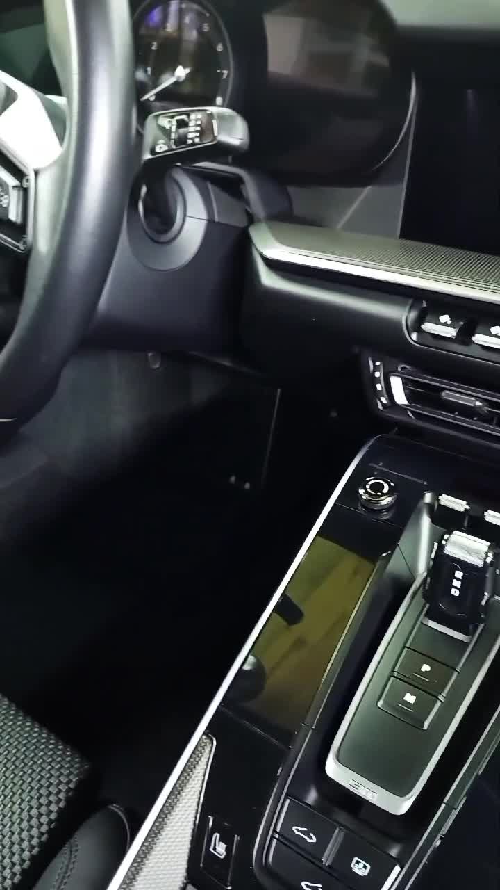 Detailing interior Porsche Carrera 911 4s before and after