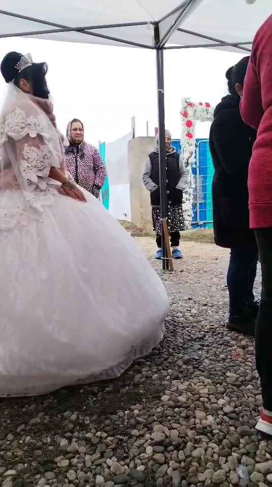 GFS EVENTS 4K STUDIO ABONAȚI VA ROG CARE PUTEȚI