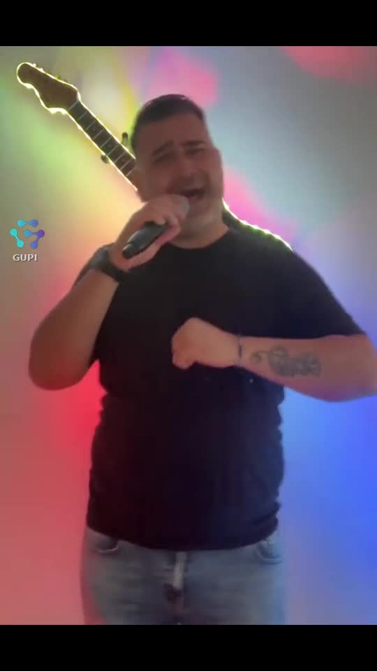 |||{"overlays":[{"text":"Am o inimă tare fraieră \n🎙🎼💜","x":0.1046296296296297,"y":0.6956725146198831,"fontSize":26.0,"color":4294967295,"isEmoji":false}]}