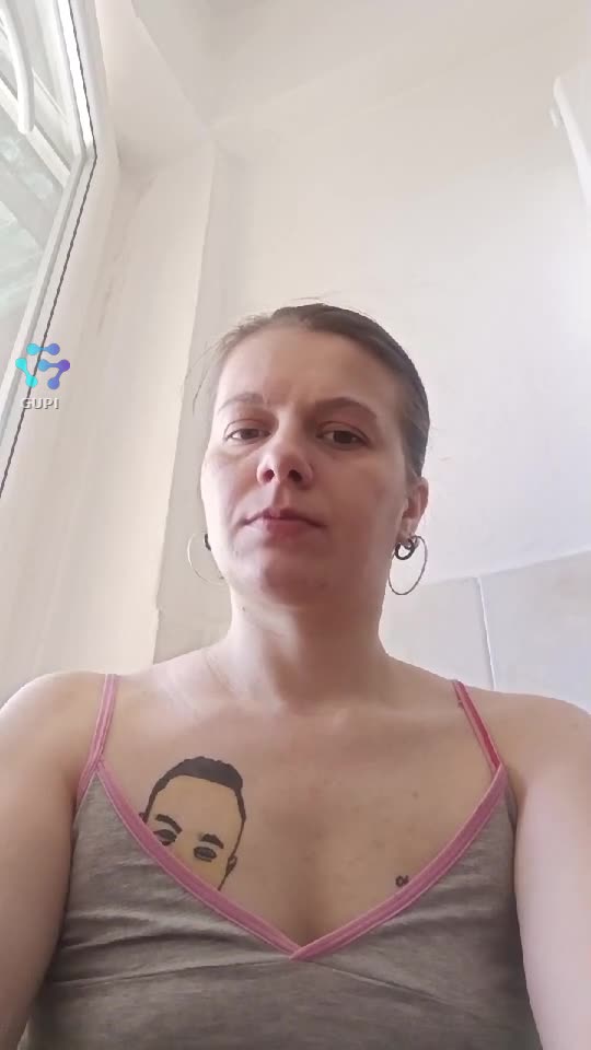 🫡🤗🥰|||{"overlays":[{"text":"Eu n-am treabă cu nimeni respect pe toată lumea dar niciodată nu voi uita de unde am plecat și unde am crescut 🥺🫡🤗🥰❤️","x":0.05892107928240735,"y":0.8030135397086465,"fontSize":14.0,"color":4294967295,"isEmoji":false}]}