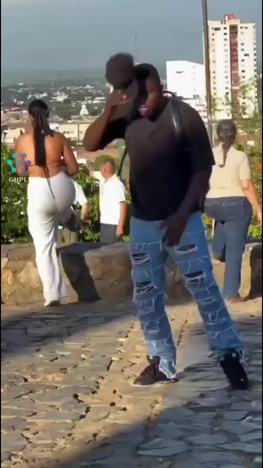 🤣