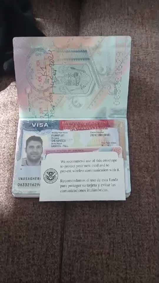 Totul e legal.Prin viza de logodna. k1 se numește. Scrie mi .Stiu k pare a scamm dar scammerii nu sta sa ti povestesasca pe WhatsApp cu cu apel video.
