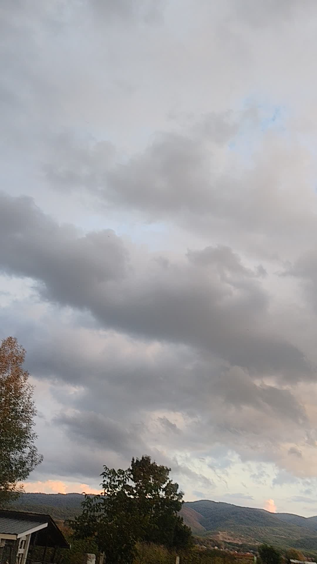 Priveliștea cerului de aseară!! Atât de minunat!!!