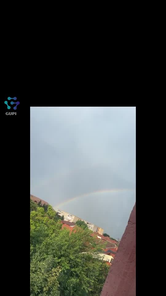 îmi poate spune cineva de ce nu pot intra live și îmi arată ca se tot încarcă 
|||{"overlays":[{"text":"îmi poate spune cineva de ce nu pot intra live și îmi arată ca se tot încarcă 😁","x":0.0786324786324786,"y":0.3871830985915494,"fontSize":16.450986712645904,"color":4294967295,"isEmoji":false}]}