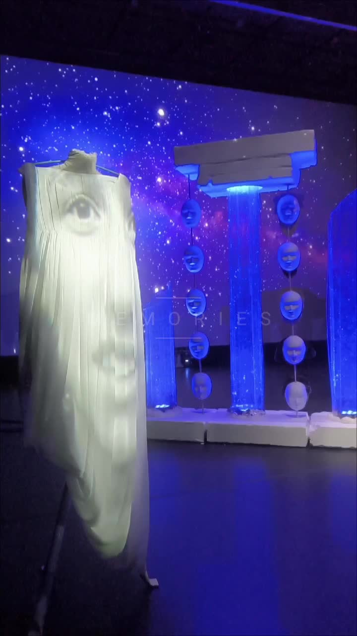 #stage